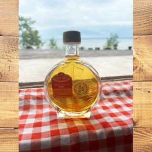 Sirop - Bouteille avec feuille